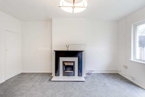 3 Plas Newydd Close, Southend-on-sea, SS1 3AH