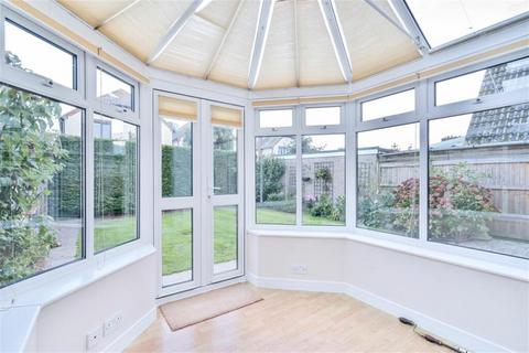 3 bedroom detached house to rent, Harrow Drive, West Wittering, Chichester, PO20