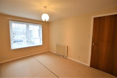 18 Carters Place, Irvine, KA12 0BU