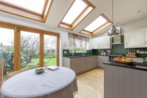 170 Elm Road, New Malden, KT3 3HT