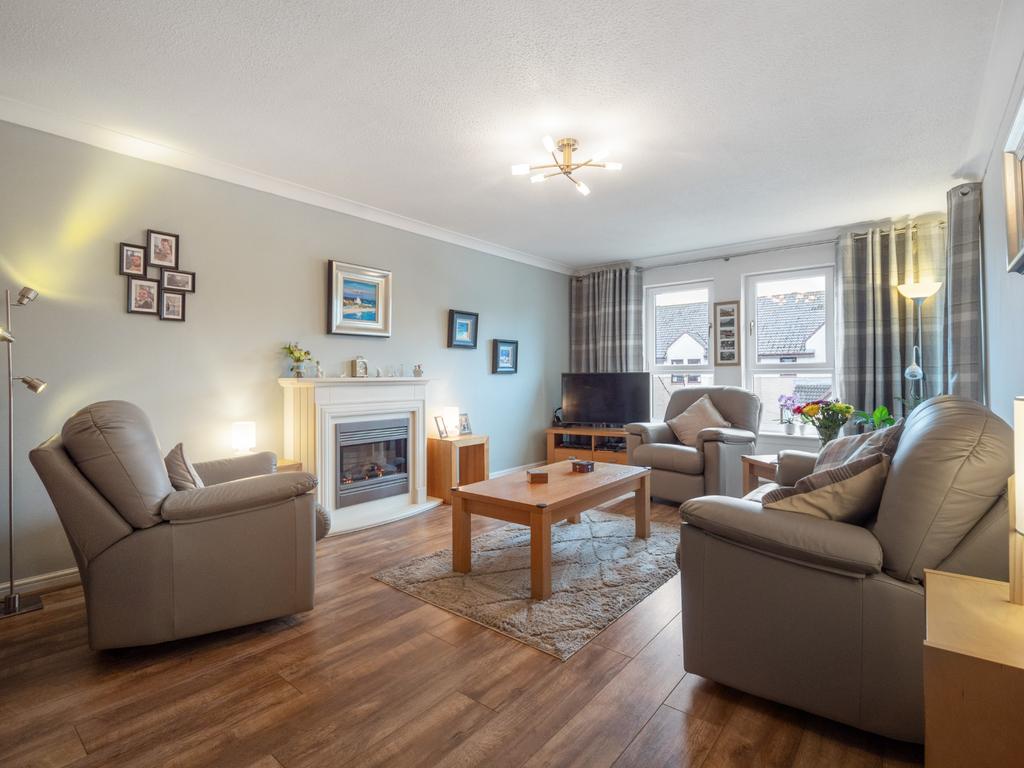 Nasmyth Avenue, Bearsden, East... 2 bed flat £199,000