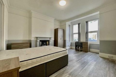 undefined, Glen Park Avenue, Plymouth