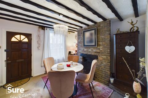 2 bedroom terraced house to rent, Herbert Street, Hemel Hempstead, Hertfordshire, HP2 5HW