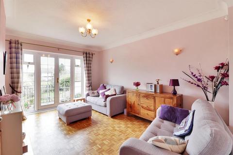 2 bedroom apartment for sale - Cossington Court, Alder Road, Sidcup, Kent, DA14 6PH
