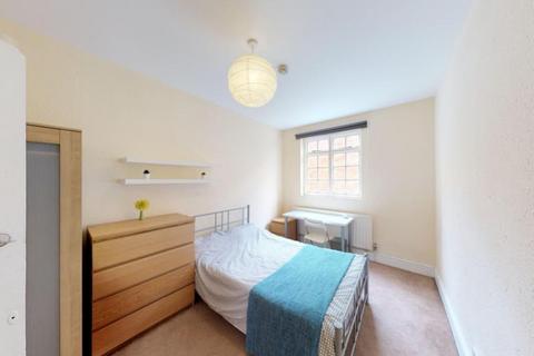 5 bedroom flat to rent, Flat 1, 9a Forest Road East, Nottingham, NG1 4HJ