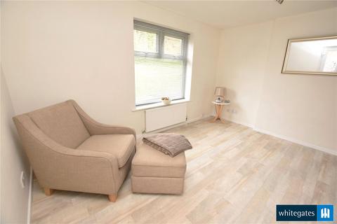 18 Longfellow Grove, Wakefield, WF3 4PL