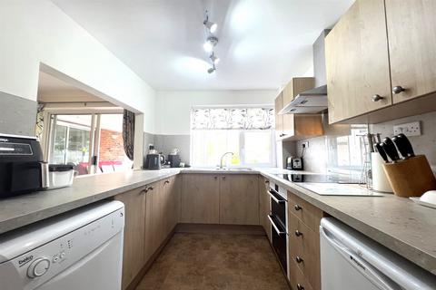 4 bedroom detached house for sale, Siddons Road, Hampton Dene, Hereford, HR1