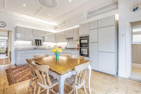 23 Braxted Park, London, SW16 3DU