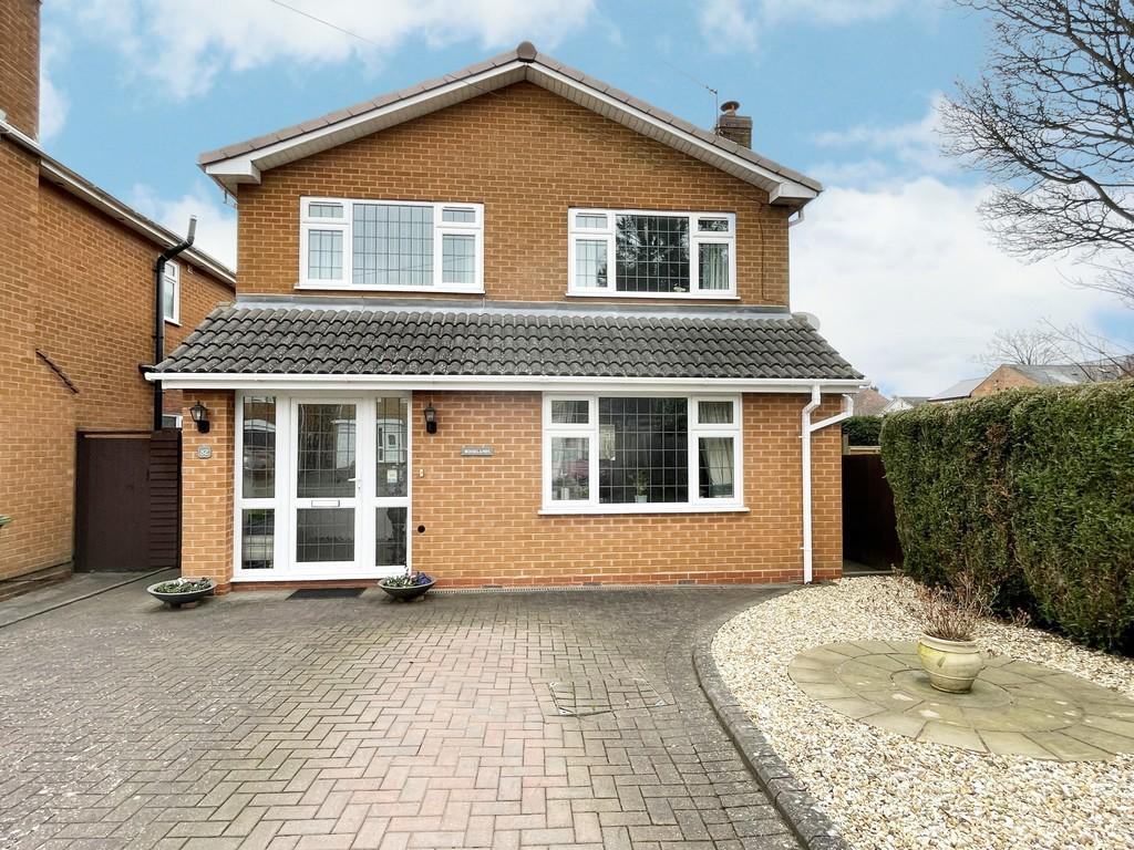 Moorlands Drive, Shirley 3 bed detached house £500,000
