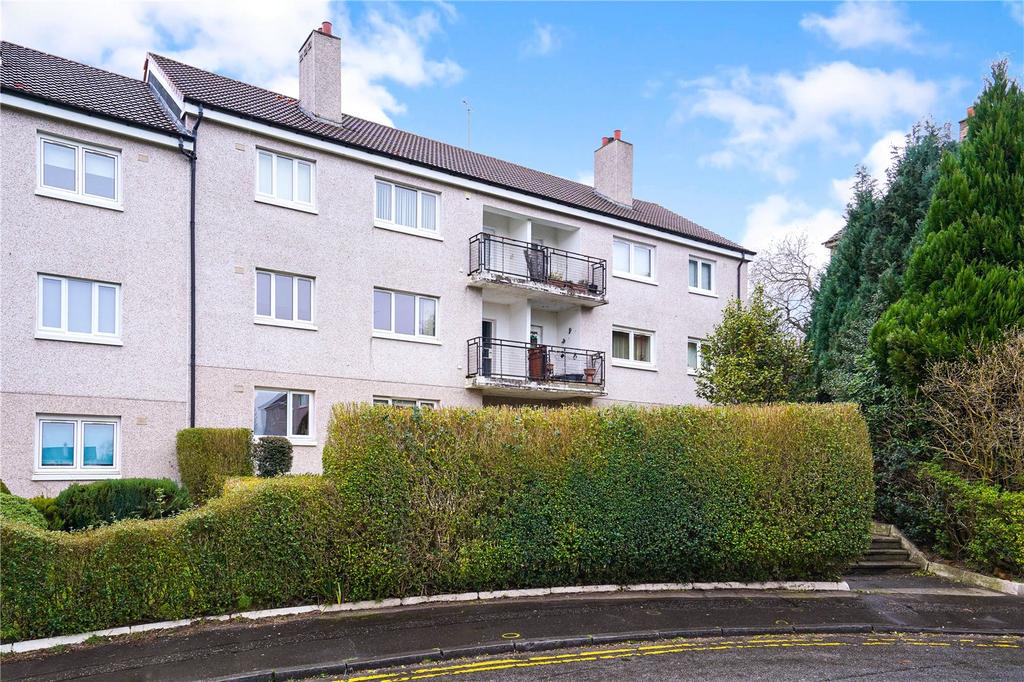 0/1, 15 Cherrybank Road, Glasgow, G43 2 bed flat £99,000
