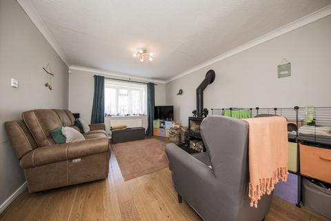 9 Bay Tree Close, Heathfield, TN21 8YG
