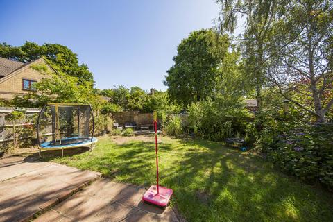9 Bay Tree Close, Heathfield, TN21 8YG