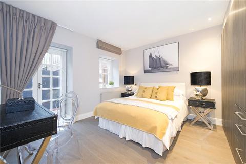 3 bedroom flat to rent, Lyndhurst Road, Hampstead, London