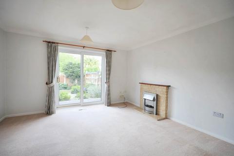 2 bedroom terraced house to rent, The Garden, North Woodchester
