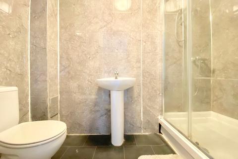 28 Blacklock Close, Gateshead, NE9 6AS