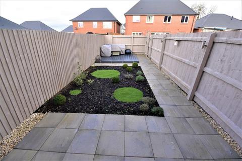 50 Acorn Drive, Ashbourne, DE6 1TW