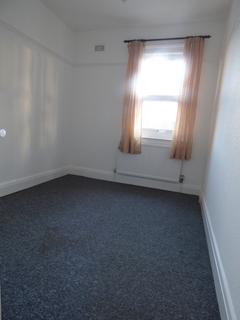 2 bedroom apartment to rent, Fore Street, Bovey Tracey