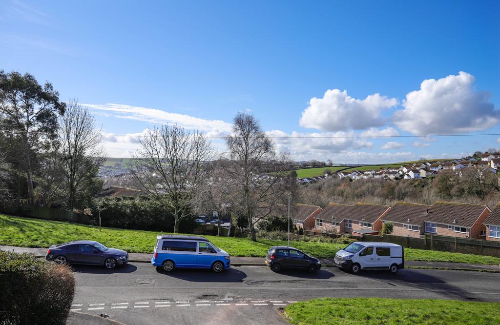 Gilbert Avenue, Teignmouth 2 bed semidetached house £325,000