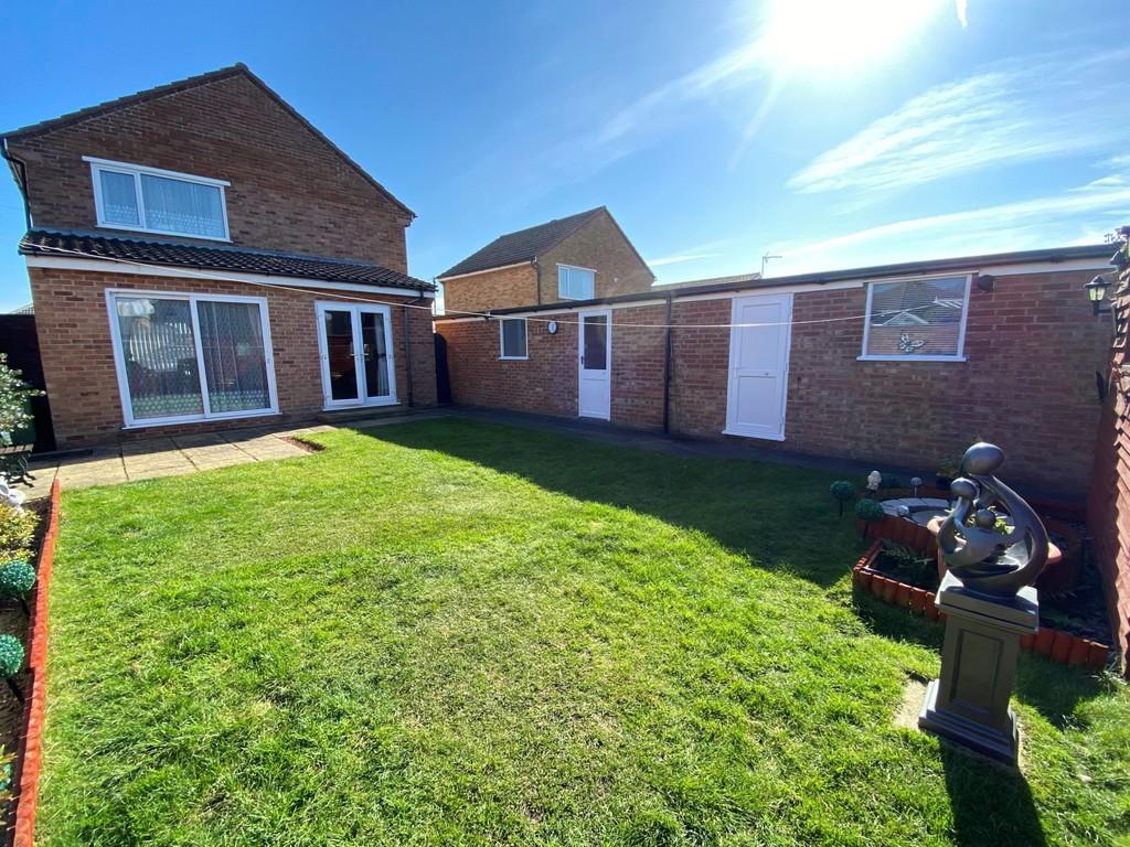 Breckland Way, Lowestoft 3 bed detached house £325,000