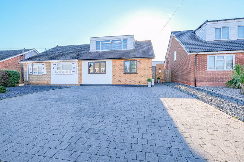 Nicholas Road, Streetly, Sutton... 3 bed semidetached bungalow £385,000
