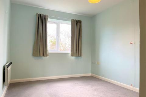 1 bedroom retirement property for sale - The Mulberrys, Royal Wootton Bassett, Wilts, SN4 8BB