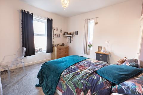 4 Cross Park Road, Sheffield, S8 9FS