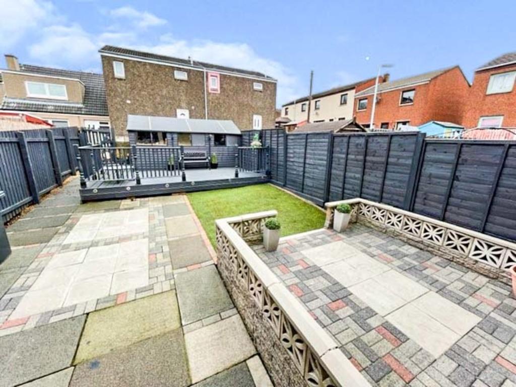 Chapel Street, Cowdenbeath 2 bed terraced house £115,000