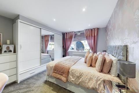 50 Long Drive, Ruislip, HA4 0JB