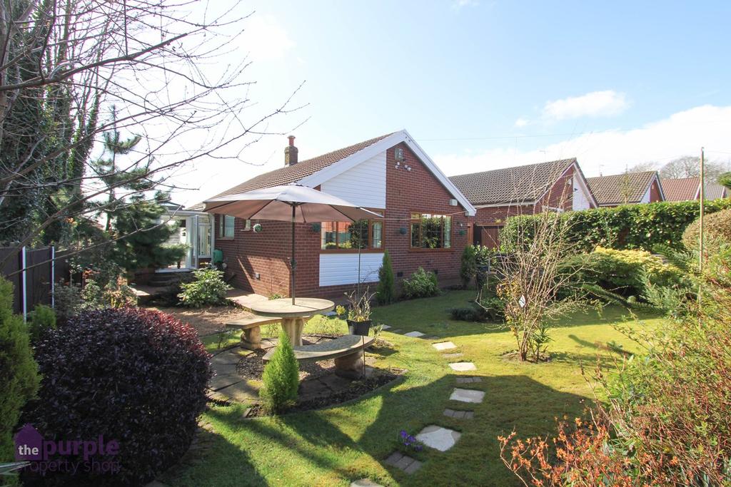 Marlow Close, Bolton, BL2 2 bed detached bungalow £269,950