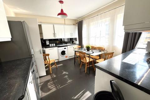 7 bedroom maisonette to rent, Waterloo Street, Clifton, BS8