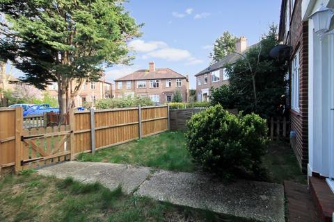 11 Shelley Close, Greenford, UB6 8RT