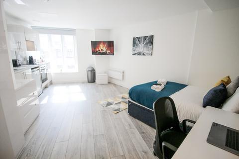 Studio to rent, Stanley House, Luxury Student Studios, City Centre, Nottingham