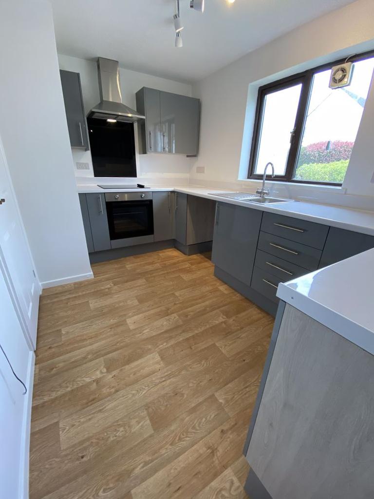 Yeolland Park, Ivybridge 2 bed cluster house £775 pcm (£179 pw)