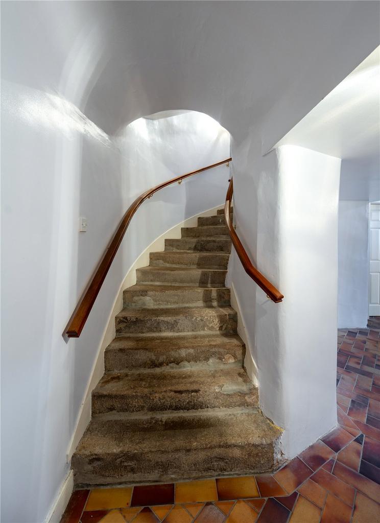 Curved Staircase