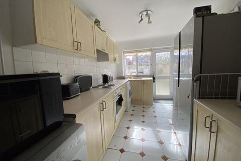 4 Downside Close, Bootle, L30 5QX
