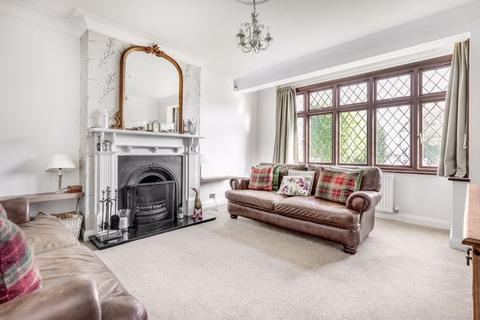 8 Redford Avenue, Wallington, SM6 9DP