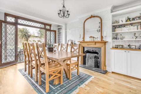 8 Redford Avenue, Wallington, SM6 9DP