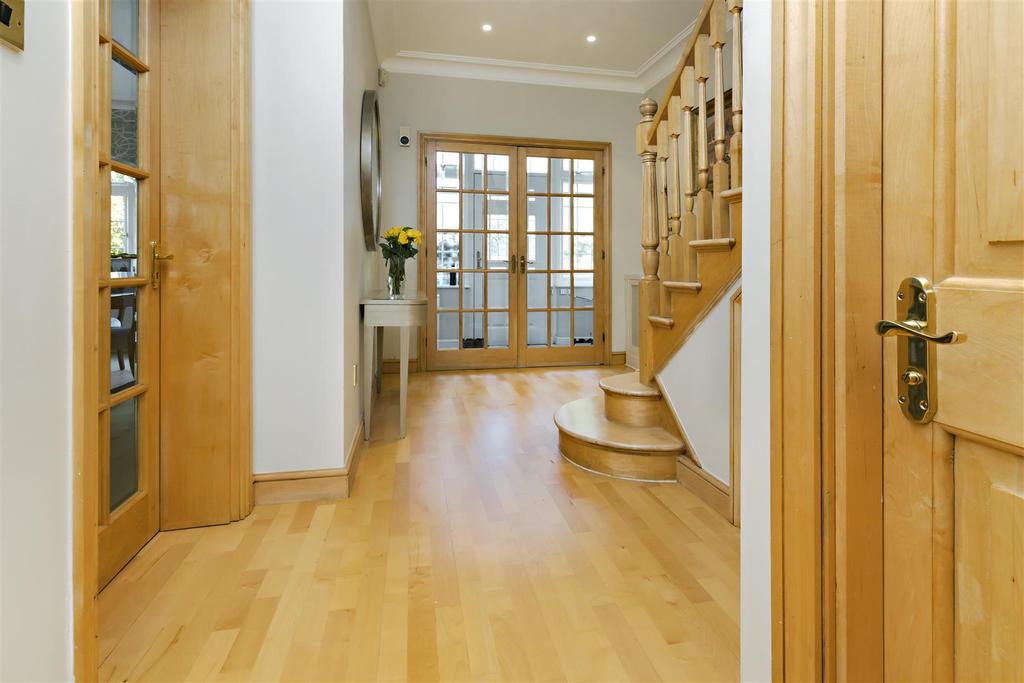 Hillway, Highgate, London, N6 5 bed house £2,950,000