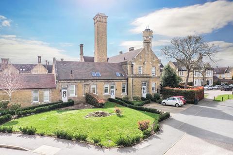 11 Chapel Drive, Dartford, DA2 6FF