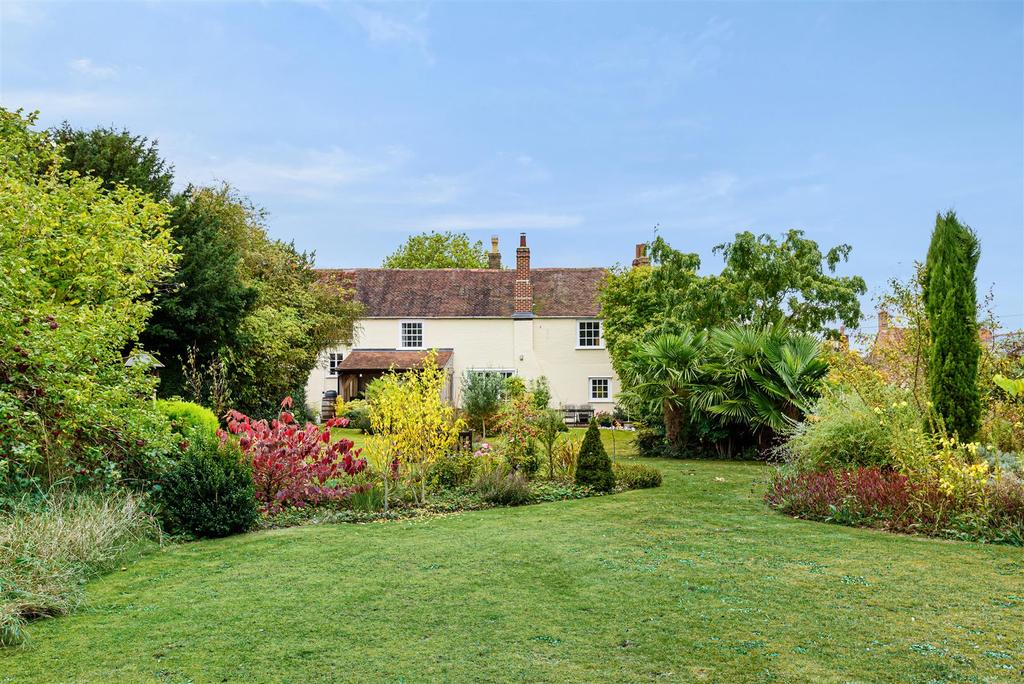 White Street, Market Lavington 4 bed detached house £795,000
