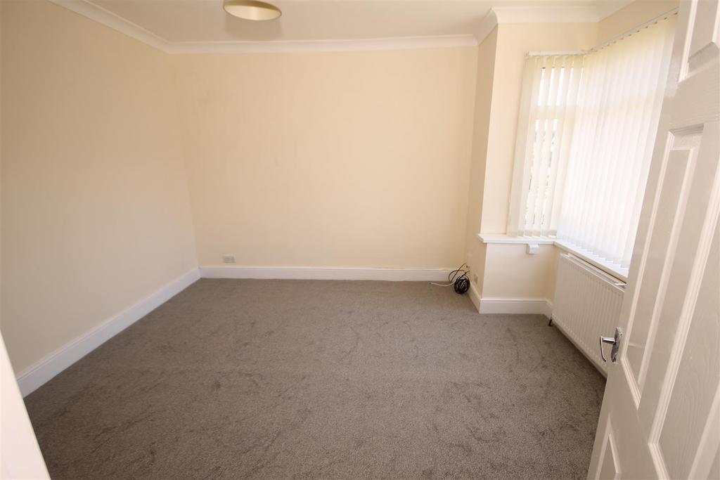 Caledonian Road, Hartlepool 3 bed semidetached house £575 pcm (£133 pw)