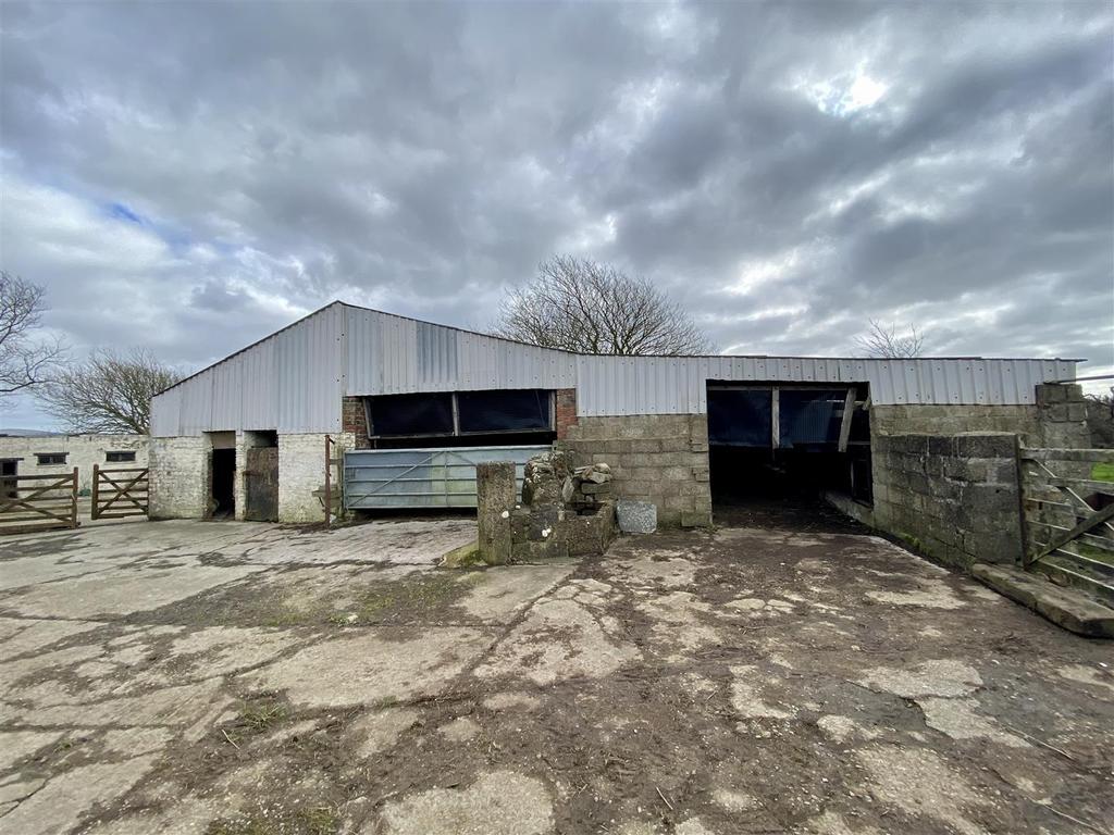 Former Cowshed (now utilised for Stabling)