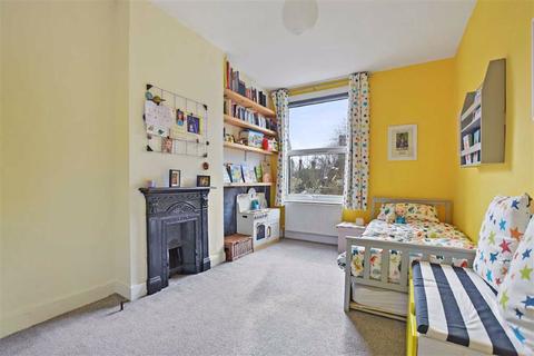 10 Phoenix Road, London, SE20 7BT
