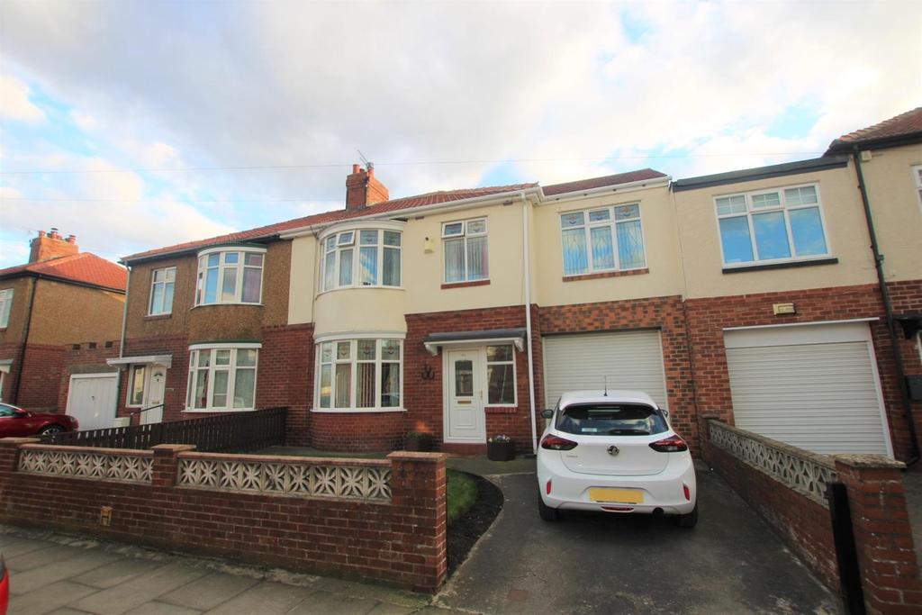 Road, Auckland 4 bed house £180,000