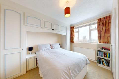 19 Alexander Drive, Faversham, ME13 7TB