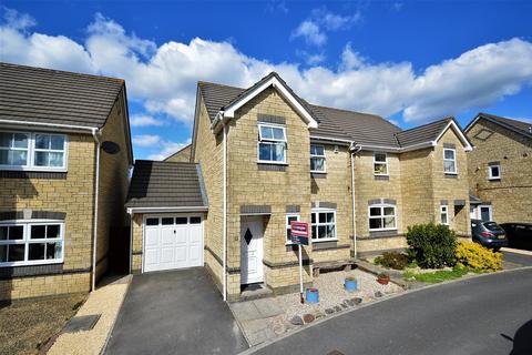 11 Gregory Mead, Yatton, Bristol, BS49 4QJ