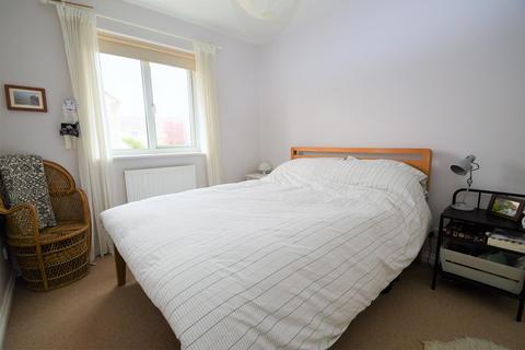11 Gregory Mead, Yatton, Bristol, BS49 4QJ