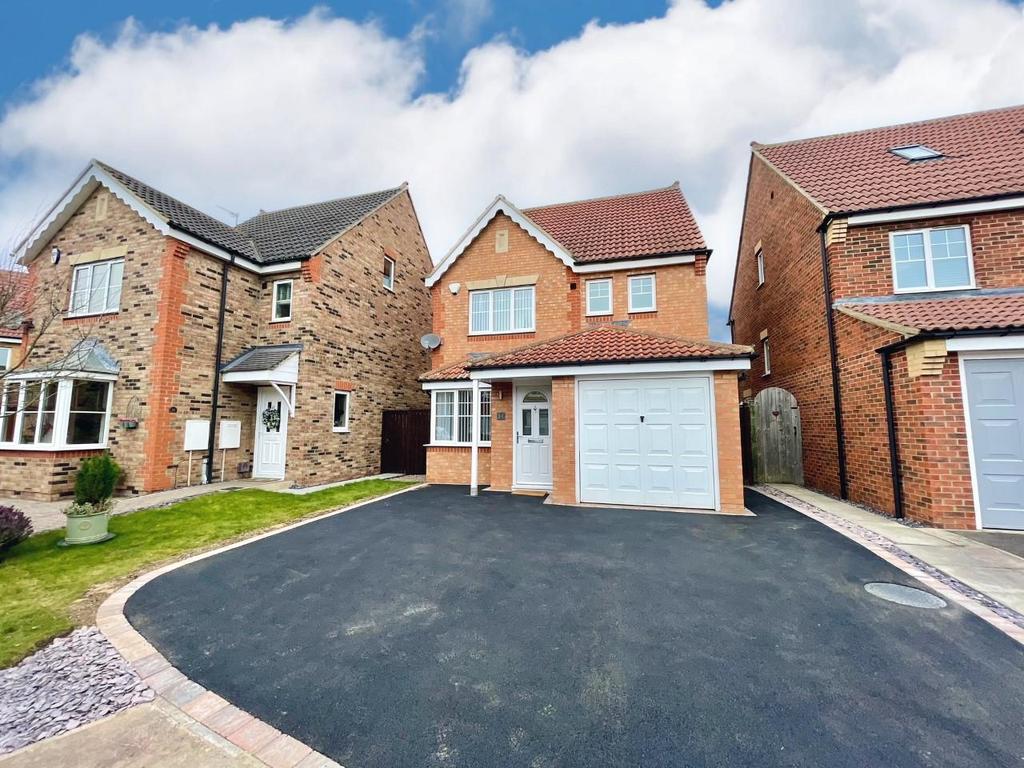 Apsley Way, Ingleby Barwick 4 bed detached house £1,100 pcm (£254 pw)