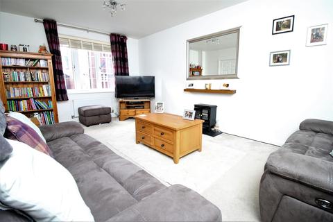 8 Blackcap Avenue, Yatton, Bristol, BS49 4FL