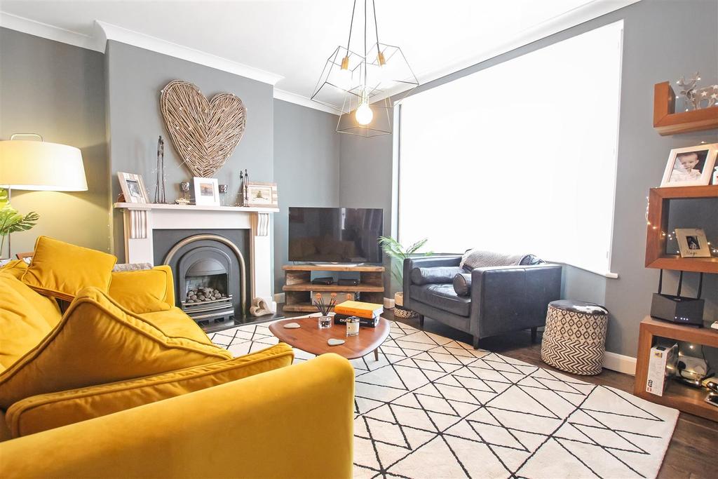 Middleham Road, Darlington 3 bed semidetached house £172,000